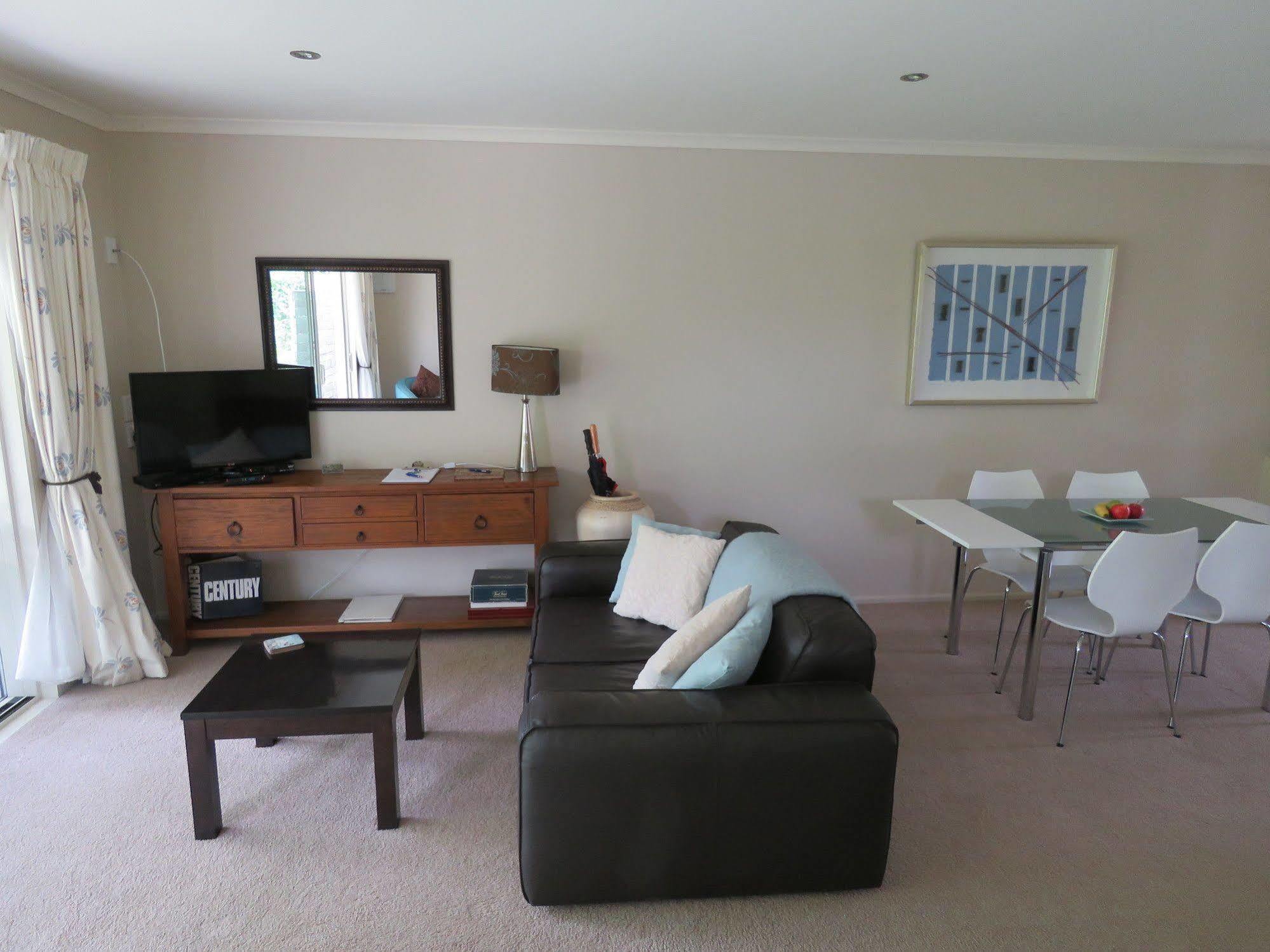 Marchmont Gardens Bed & Breakfast Hanmer Springs Bagian luar foto
