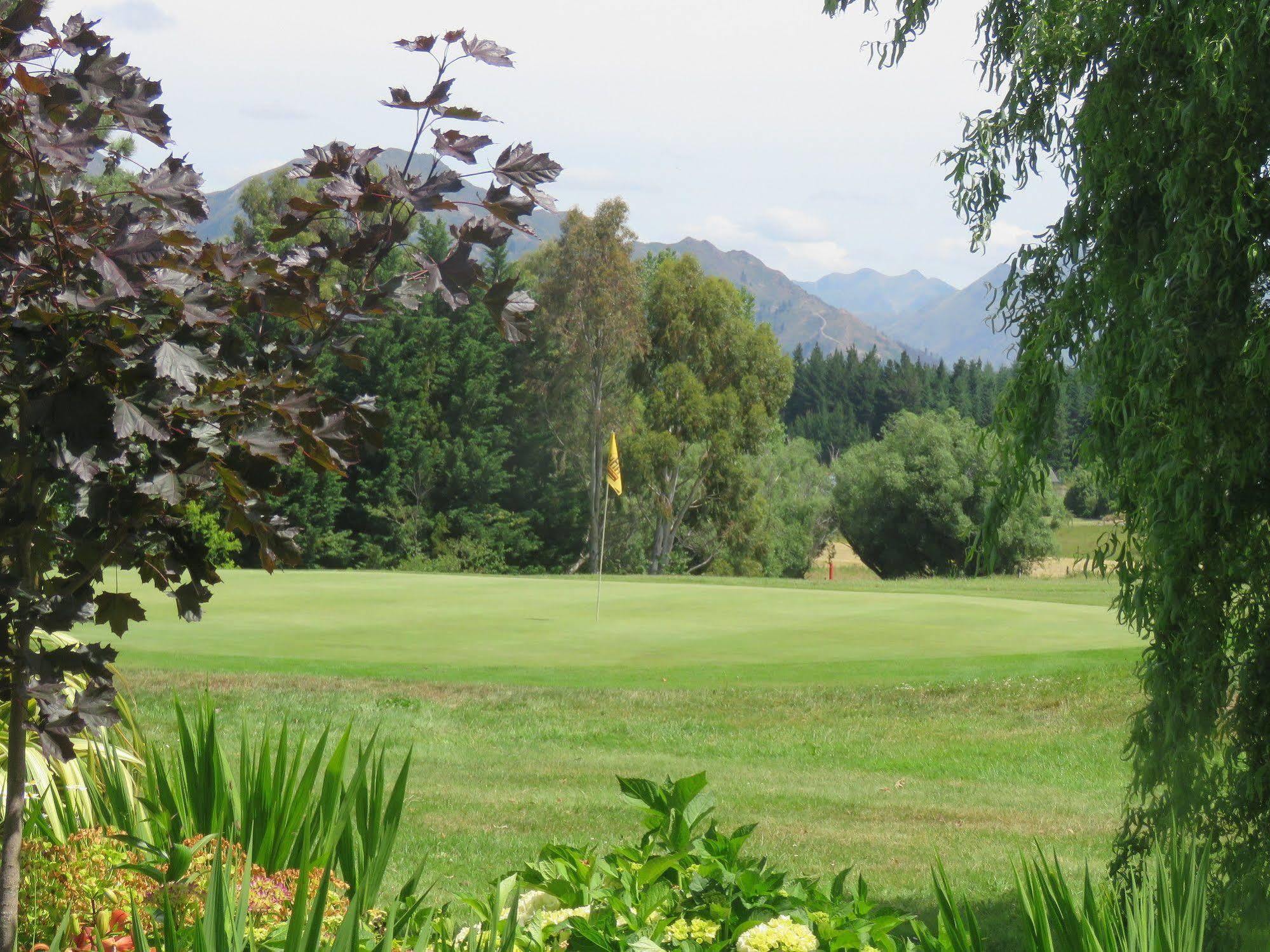 Marchmont Gardens Bed & Breakfast Hanmer Springs Bagian luar foto