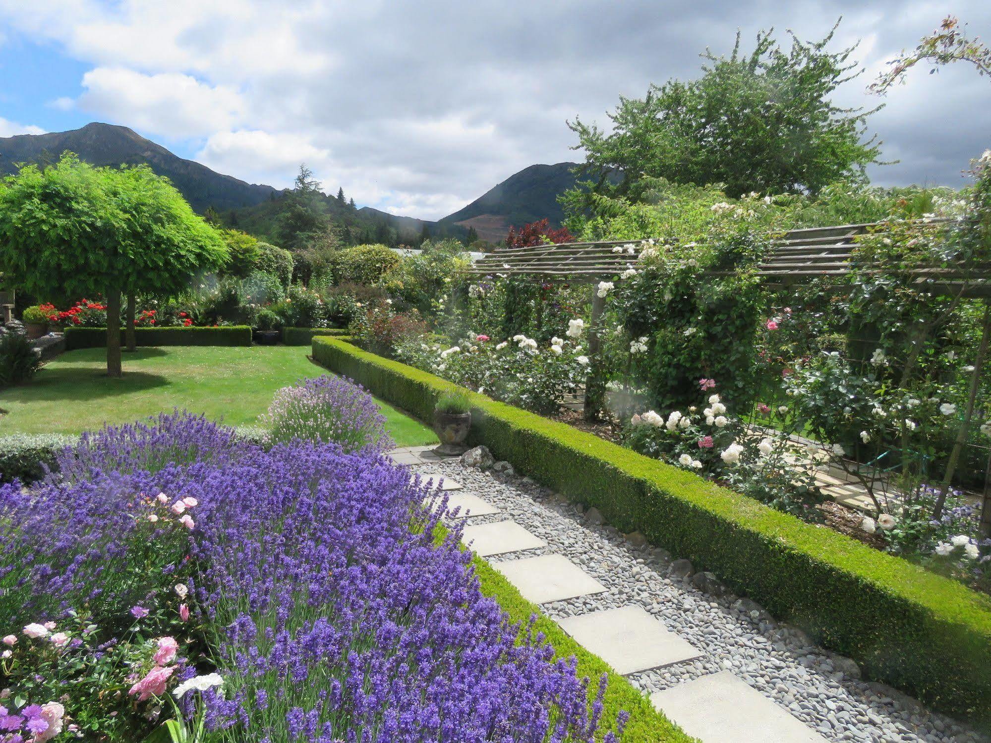 Marchmont Gardens Bed & Breakfast Hanmer Springs Bagian luar foto